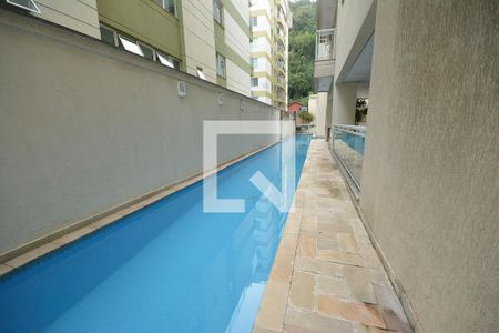 Apartamento à venda com 80m², 3 quartos e 1 vagaÁrea comum - Piscina