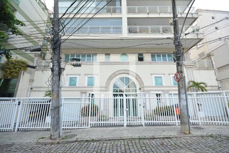 Apartamento à venda com 80m², 3 quartos e 1 vagaFachada