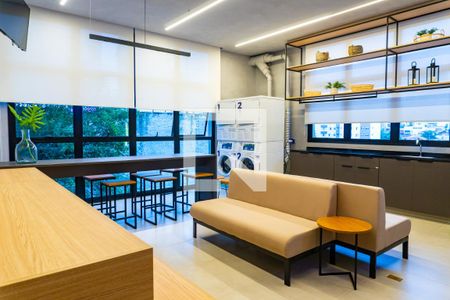 Área comum - Lavanderia de kitnet/studio para alugar com 1 quarto, 30m² em Chácara Inglesa, São Paulo