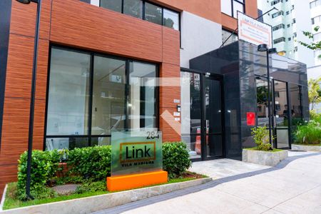 Studio para alugar com 30m², 1 quarto e sem vaga Studio para alugar com 30m², 1 quarto e sem vagaFachada e portaria