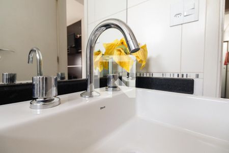 Apartamento à venda com 115m², 2 quartos e 3 vagas Apartamento à venda com 115m², 2 quartos e 3 vagasBanheiro Suíte