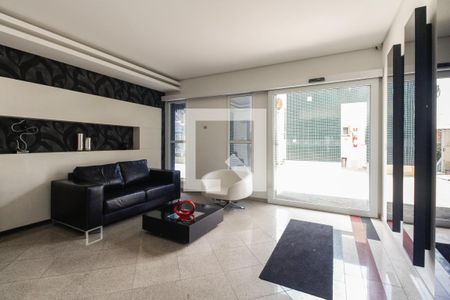 Apartamento à venda com 115m², 2 quartos e 3 vagas Apartamento à venda com 115m², 2 quartos e 3 vagasHall