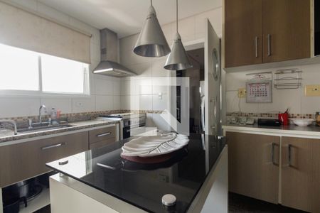 Apartamento à venda com 115m², 2 quartos e 3 vagas Apartamento à venda com 115m², 2 quartos e 3 vagasCozinha