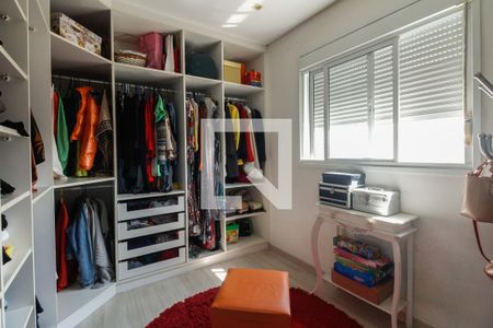 Apartamento à venda com 115m², 2 quartos e 3 vagas Apartamento à venda com 115m², 2 quartos e 3 vagasCloset Suíte
