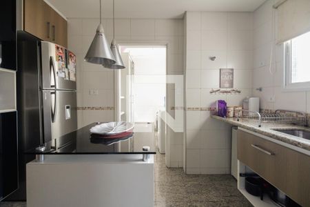 Apartamento à venda com 115m², 2 quartos e 3 vagas Apartamento à venda com 115m², 2 quartos e 3 vagasCozinha