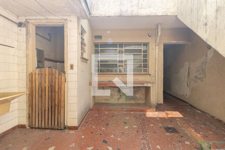 Casa para alugar com 38m², 1 quarto e sem vagaQuintal