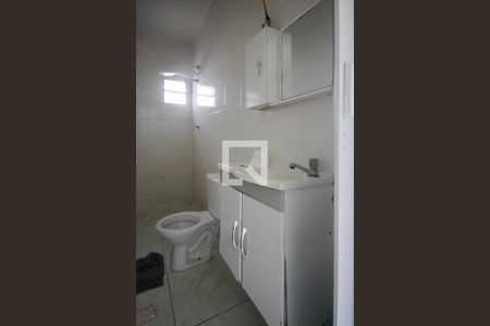 Banheiro de casa para alugar com 1 quarto, 35m² em São João Climaco, São Paulo
