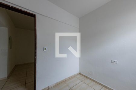 Quarto 1 de casa para alugar com 2 quartos, 50m² em Vila Bela, São Paulo
