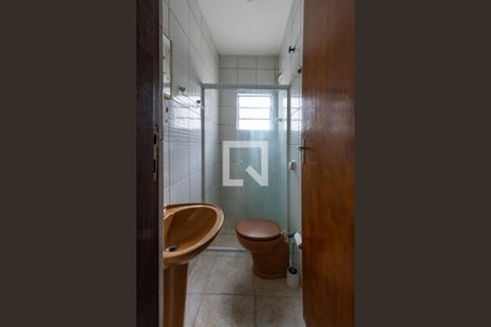 Casa para alugar com 50m², 2 quartos e sem vaga Casa para alugar com 50m², 2 quartos e sem vagaBanheiro