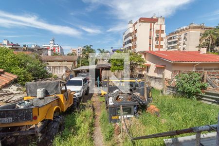 Casa à venda com 400m², 3 quartos e 3 vagasQuintal fundos