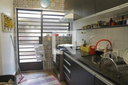 Casa à venda com 220m², 5 quartos e 2 vagasCozinha