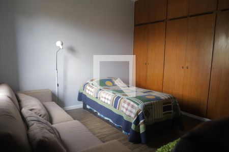 Casa à venda com 220m², 5 quartos e 2 vagasquarto 2