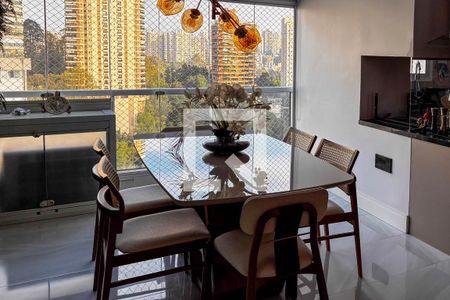 Apartamento à venda com 2 quartos, 77m² em Jardim Fonte do Morumbi, São Paulo