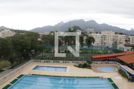 Quarto 1 de apartamento para alugar com 2 quartos, 50m² em Pechincha, Rio de Janeiro