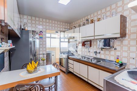 Apartamento à venda com 116m², 3 quartos e 2 vagasCozinha