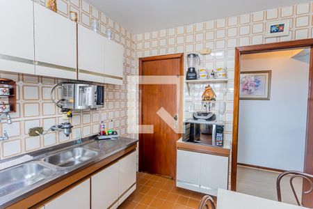 Apartamento à venda com 116m², 3 quartos e 2 vagasCozinha