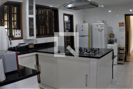 Casa de condomínio à venda com 420m², 5 quartos e 4 vagasCozinha