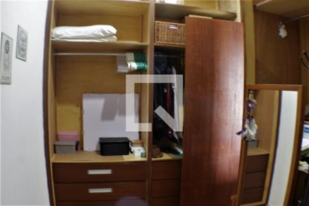 Casa de condomínio à venda com 420m², 5 quartos e 4 vagasCloset do quarto 3