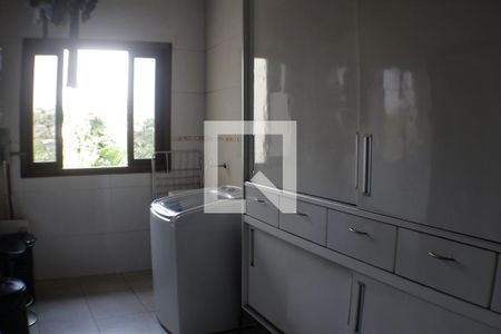 Casa de condomínio à venda com 420m², 5 quartos e 4 vagasÁrea de Serviço