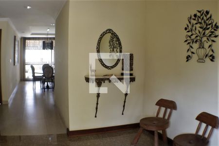 Casa de condomínio à venda com 420m², 5 quartos e 4 vagasHall de entrada