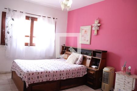 Casa à venda com 167m², 3 quartos e 3 vagasQuarto Suíte