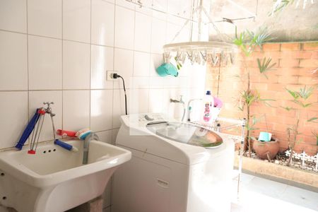 Casa à venda com 167m², 3 quartos e 3 vagasÁrea de Serviço