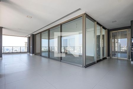 Apartamento à venda com 270m², 3 quartos e 4 vagasSala - Varanda
