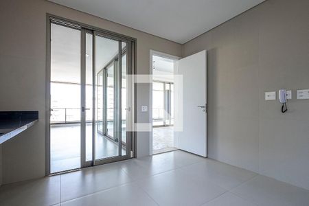 Apartamento à venda com 270m², 3 quartos e 4 vagasCozinha