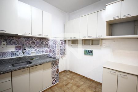Apartamento à venda com 97m², 2 quartos e sem vagaCozinha