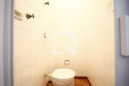 Apartamento à venda com 97m², 2 quartos e sem vagaBanheiro de Serviço