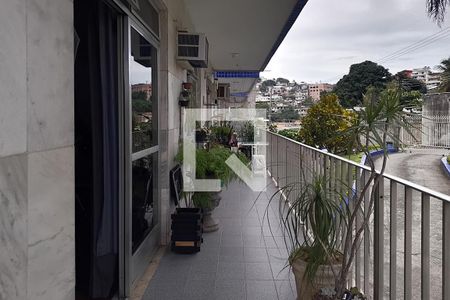 Varanda de apartamento à venda com 3 quartos, 110m² em Jardim Carioca, Rio de Janeiro