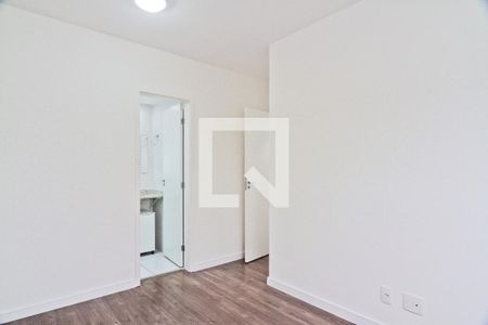 Suíte de apartamento para alugar com 2 quartos, 57m² em Vila Mangalot, São Paulo