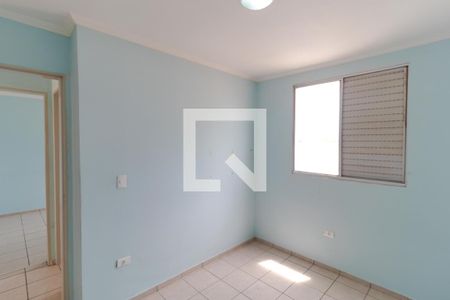 Quarto 01 de apartamento para alugar com 2 quartos, 46m² em Vila Pompéia, Campinas
