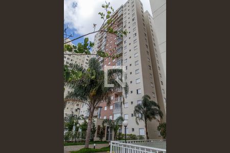 Apartamento à venda com 64m², 2 quartos e 1 vaga Apartamento à venda com 64m², 2 quartos e 1 vagaFachada