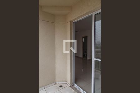 Varanda de apartamento à venda com 2 quartos, 64m² em Vila Piratininga, São Paulo