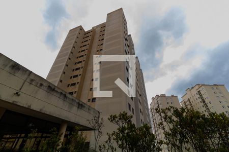 Apartamento para alugar com 70m², 3 quartos e 1 vagaFachada
