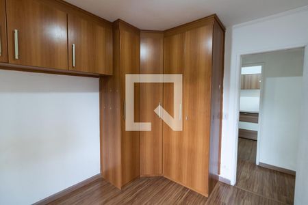 Quarto 1 de apartamento para alugar com 3 quartos, 70m² em Jardim Pinheiros, São Paulo