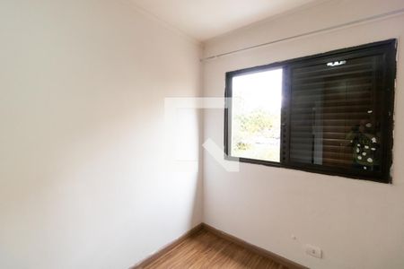 Quarto 1 de apartamento para alugar com 3 quartos, 70m² em Jardim Pinheiros, São Paulo