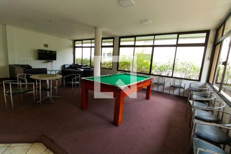 Apartamento para alugar com 70m², 3 quartos e 1 vagaÁrea comum - Salão de Jogos
