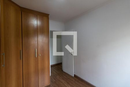 Quarto 1 de apartamento para alugar com 3 quartos, 70m² em Jardim Pinheiros, São Paulo