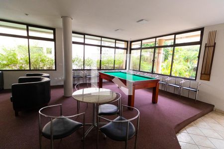 Apartamento para alugar com 70m², 3 quartos e 1 vagaÁrea comum - Salão de Jogos