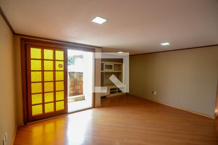 Sala de casa à venda com 2 quartos, 240m² em Vila Isabel, Rio de Janeiro