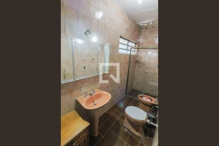 Casa para alugar com 200m², 3 quartos e 1 vaga Casa para alugar com 200m², 3 quartos e 1 vagaQuarto 1 Suite