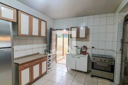 Casa para alugar com 200m², 3 quartos e 1 vaga Casa para alugar com 200m², 3 quartos e 1 vagaCozinha