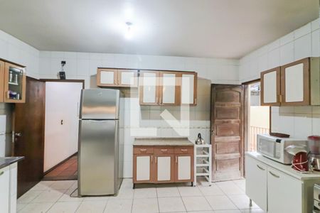 Casa para alugar com 200m², 3 quartos e 1 vaga Casa para alugar com 200m², 3 quartos e 1 vagaCozinha