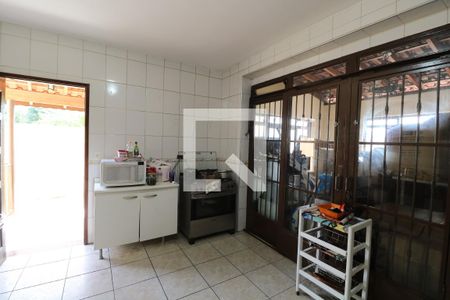 Casa para alugar com 200m², 3 quartos e 1 vagaCozinha
