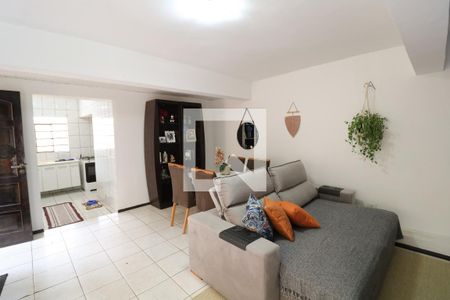 Casa para alugar com 200m², 3 quartos e 1 vagaSala Casa 2