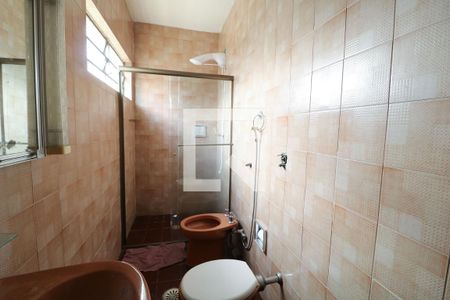 Casa para alugar com 200m², 3 quartos e 1 vagaBanheiro da Suíte