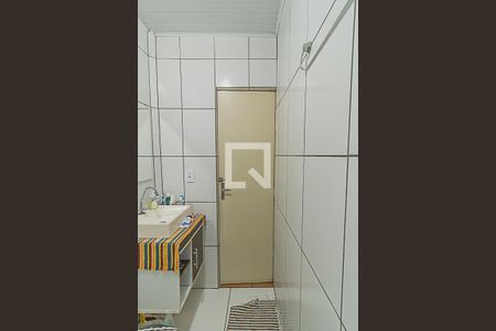 Casa à venda com 130m², 2 quartos e 2 vagasBanheiro