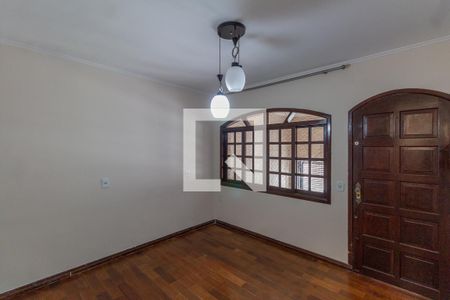 Sala  de casa para alugar com 1 quarto, 160m² em Jardim Ivone, São Paulo